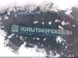 Jeep Grand Cherokee 4Xe Overland 1C4RJYD69PC633784 fotografie