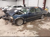 Lincoln Town Car Signature 1LNHM82W43Y637935 снимка