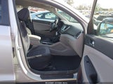 Hyundai Tucson Se KM8J3CA40GU091512 снимка
