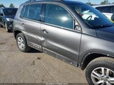 Volkswagen Tiguan S WVGAV7AX4GW612442 fotografie