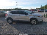 Nissan Rogue Sport S JN1BJ1CPXHW001494 снимка