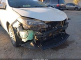 Toyota Corolla Le 5YFBURHE7JP824439 снимка
