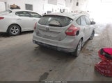 Ford Focus Se 1FAHP3K2XCL328470 photo