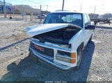 GMC Sierra C1500 2GTEC19R6T1519146 снимка