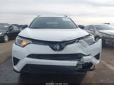 Toyota Rav4 Le JTMZFREV7JJ172682 снимка