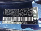 Toyota Corolla Le JTDEPRAE3LJ043181 снимка
