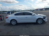 Buick Lacrosse Leather 1G4GB5G3XFF256699 снимка