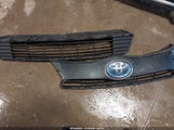 Toyota Prius C Three JTDKDTB35D1049233 снимка