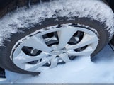 Toyota Corolla Le JTDEPMAE5N3021760 снимка