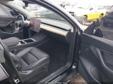 Tesla Model Y Long Range Dual Motor All-Wheel Drive 7SAYGDEE3NF389125 fotografie