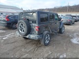 Jeep Wrangler Unlimited Sahara 4X4 1C4HJXEG8JW115930 fotografie