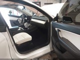 Tesla Model Y Long Range Dual Motor All-Wheel Drive 5YJYGAEEXMF186940 снимка