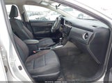Toyota Corolla Le 5YFBURHE9JP742521 снимка