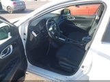 Nissan Sentra Sv 3N1AB7AP5KY241731 снимка
