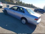Toyota Camry Le JT2BG22K9V0002702 photo
