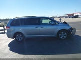 Toyota Sienna Le V6 5TDKK3DC9BS135194 снимка