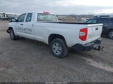 Toyota Tundra Sr 5.7L V8 5TFCY5F1XGX020082 fotografie