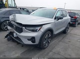 Volvo Xc40 B5 Plus Dark Theme YV4L12UL4R2364429 снимка