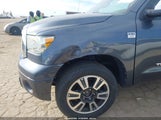 Toyota Tundra Limited 4.7L V8 5TFRT581X7X008388 fotografie