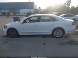 Volkswagen Passat 1.8T Se 1VWBT7A39GC002806 photo