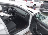 Volkswagen Jetta 1.4T R-Line/1.4T S/1.4T Se 3VWC57BU2KM130088 fotografie