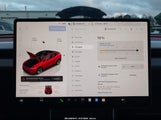 Tesla Model Y Premium Rear-Wheel Drive/Standard Rear-Wheel Drive 7SAYGDED5TA433269 снимка