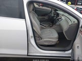 Buick Lacrosse Leather Group 1G4GC5E34DF120369 снимка