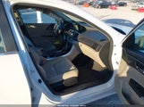 Honda Accord Lx 1HGCR2F31DA123355 снимка
