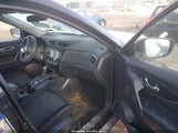 Nissan Rogue Sv 5N1AT2MV8JC815460 снимка