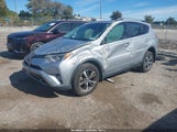 Toyota Rav4 Xle 2T3WFREV4JW499111 снимка