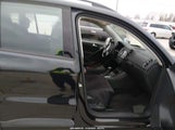 Volkswagen Tiguan Limited 2.0T WVGAV7AX6JK005120 снимка