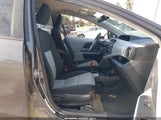 Toyota Prius C Two JTDKDTB38C1503277 снимка