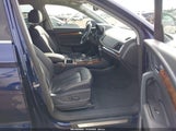 Audi Q5 2.0T Premium/2.0T Tech Premium WA1BNAFY5J2023920 fotografie