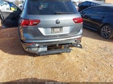 Volkswagen Tiguan 2.0T Se R-Line Black 3VVCB7AXXNM039907 photo