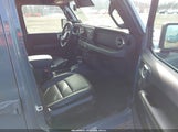 Jeep Wrangler 4-Door Sahara 4X4 1C4PJXEN8RW118820 снимка