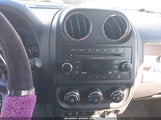 Jeep Patriot Latitude Fwd 1C4NJPFA0HD160945 photo