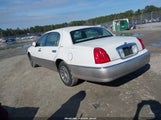 Lincoln Town Car Signature 1LNHM82WXXY703765 fotografie