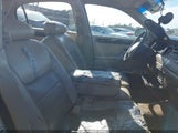 Lincoln Town Car Signature 1LNHM82WXXY703765 снимка
