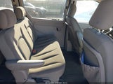 Chrysler Town & Country 1A4GP45RX6B747234 снимка