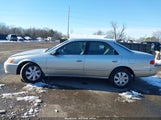 Toyota Camry Le JT2BG22K310544713 снимка