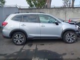 Subaru Forester Limited JF2SKALC3RH447100 снимка