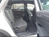 Volkswagen Atlas Cross Sport 2.0T Se W/Technology 1V2KE2CA2RC226156 photo