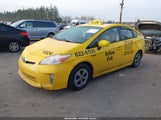 Toyota Prius Two JTDKN3DU2E1774843 снимка