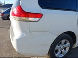 Toyota Sienna Le V6 5TDKK3DC7BS024031 снимка