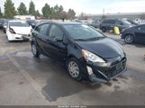 Toyota Prius C Two JTDKDTB38F1576556 снимка