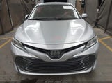 Toyota Camry Le 4T1B11HK1JU607127 fotografie