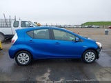 Toyota Prius C Two JTDKDTB33C1026841 снимка