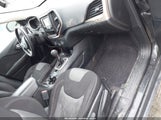 Jeep Cherokee Sport 1C4PJMAB2GW348795 снимка
