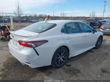 Toyota Camry Se 4T1G11AK7NU002745 photo