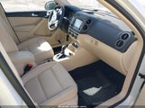Volkswagen Tiguan 2.0T/2.0T S WVGBV7AX6HK009442 fotografie